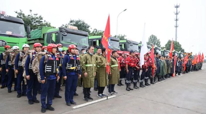 實戰(zhàn)練兵強本領 筑牢防汛“安全堤”瀍河區(qū)舉行防汛應急搶險演練